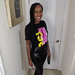 Meet your Posher, Teshia